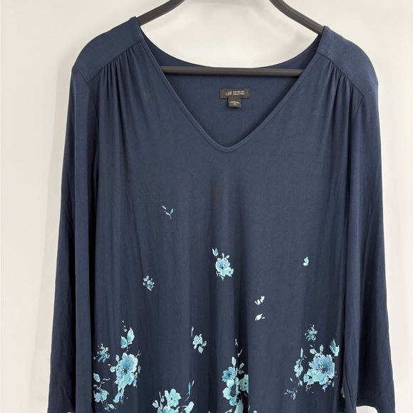 J.Jill Wearever V Neck Floral Tunic Boho Navy Blue Shirred Size Medium tall MT - Picture 4 of 16